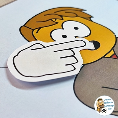 Jeremiah papercraft attach hand